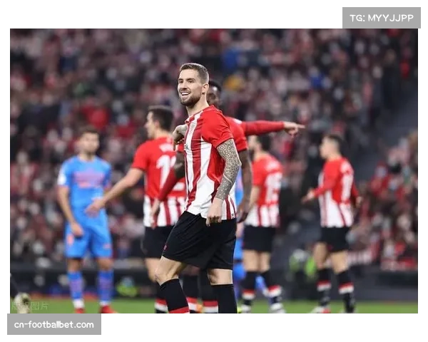 朗斯肋部渗透创造绝佳机会占比41% 战术纪律性强 朗斯肋部渗透创造绝佳机会占比41% 战术纪律性强